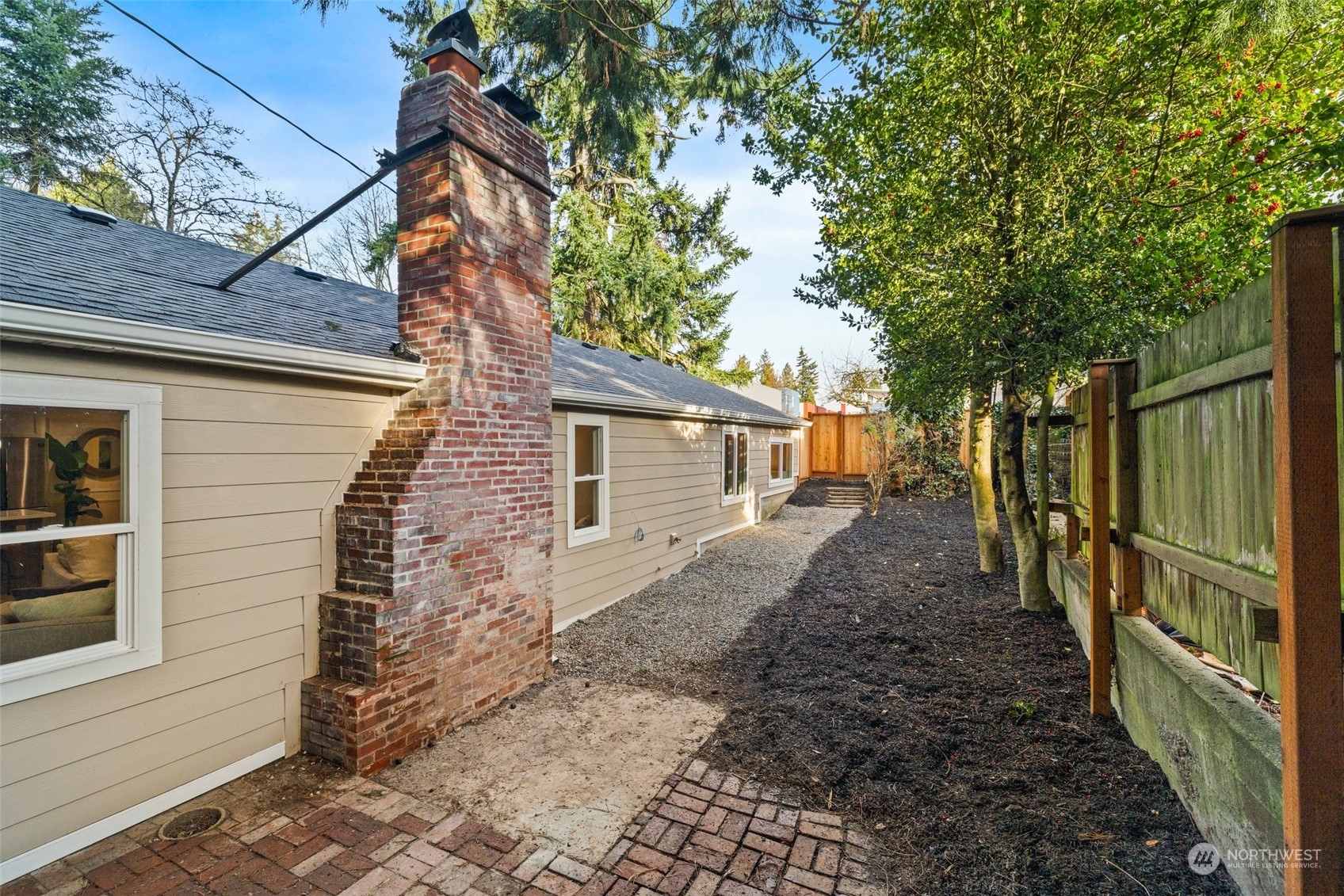 12520 14th Avenue NE