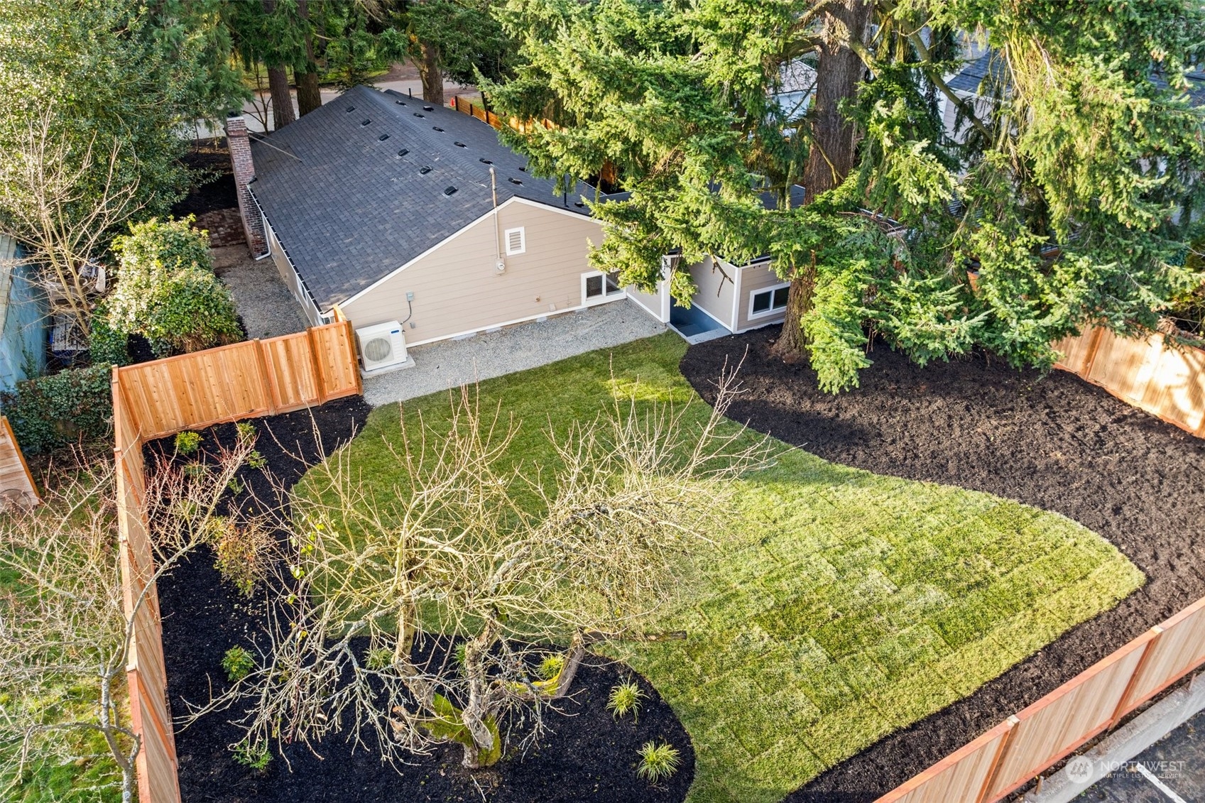 12520 14th Avenue NE