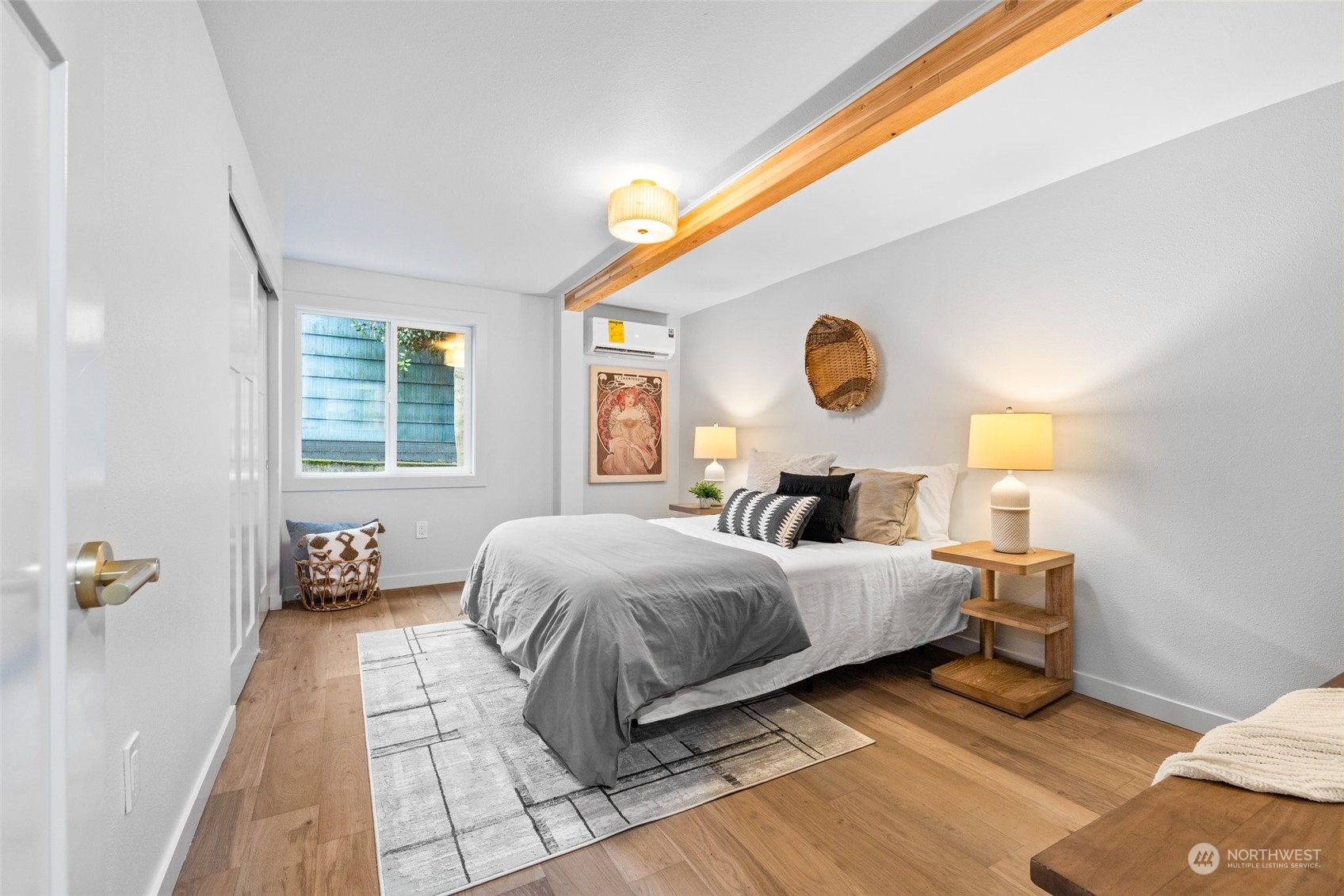 12520 14th Avenue NE