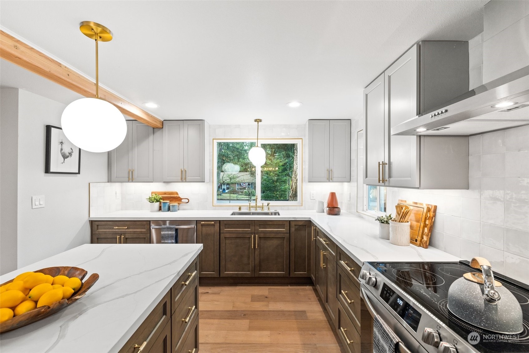 12520 14th Avenue NE