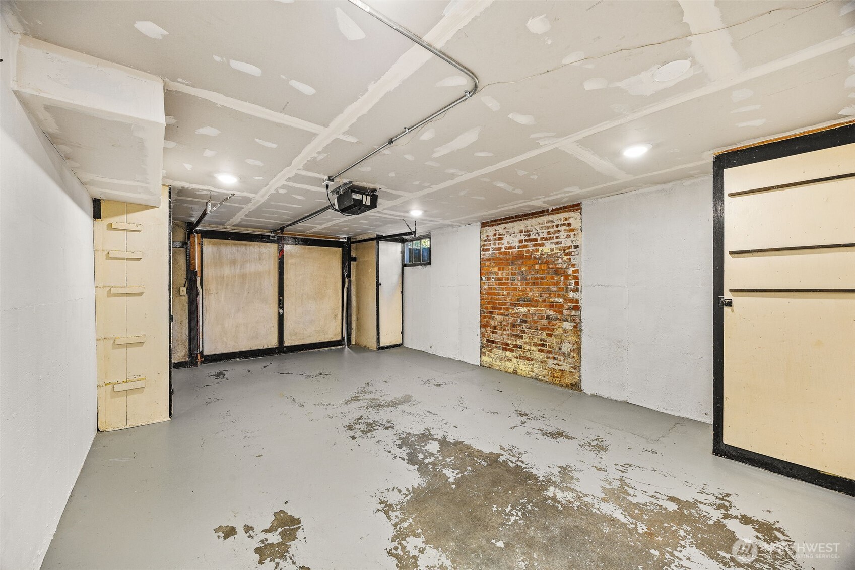 1911 NE 107th Street