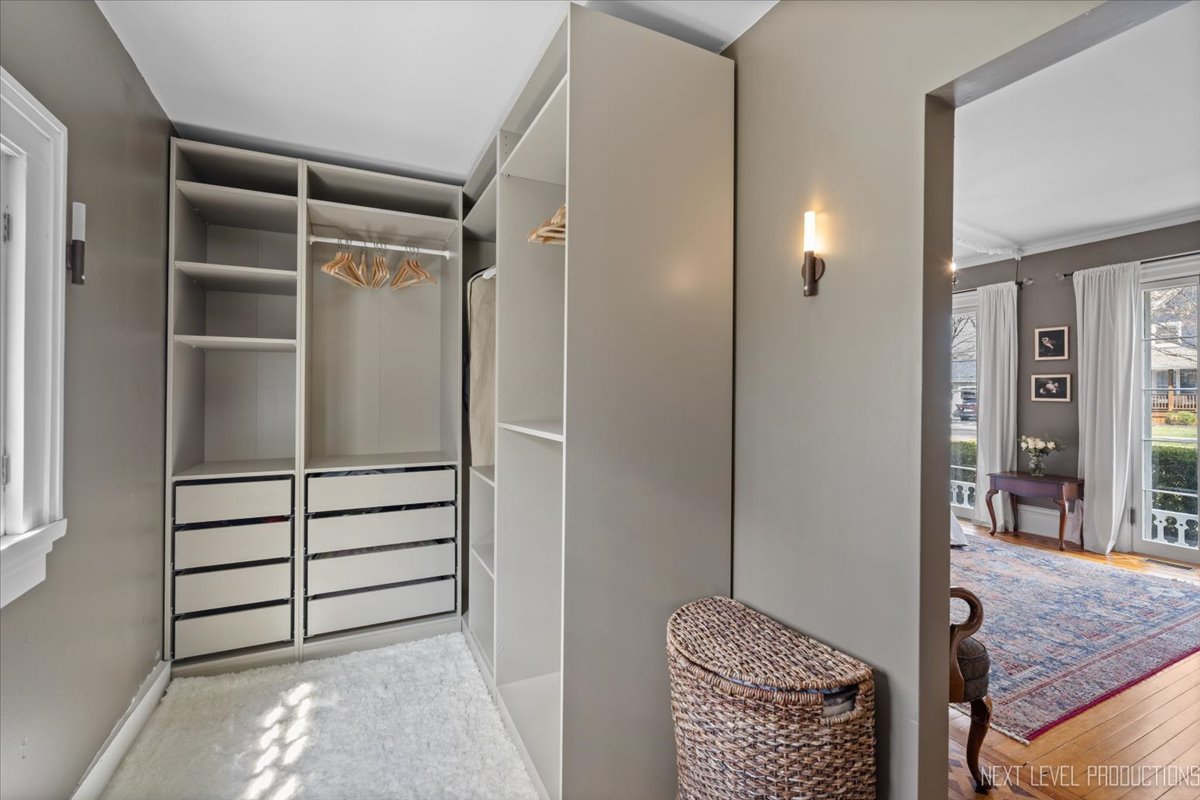 125 S Lincoln Street