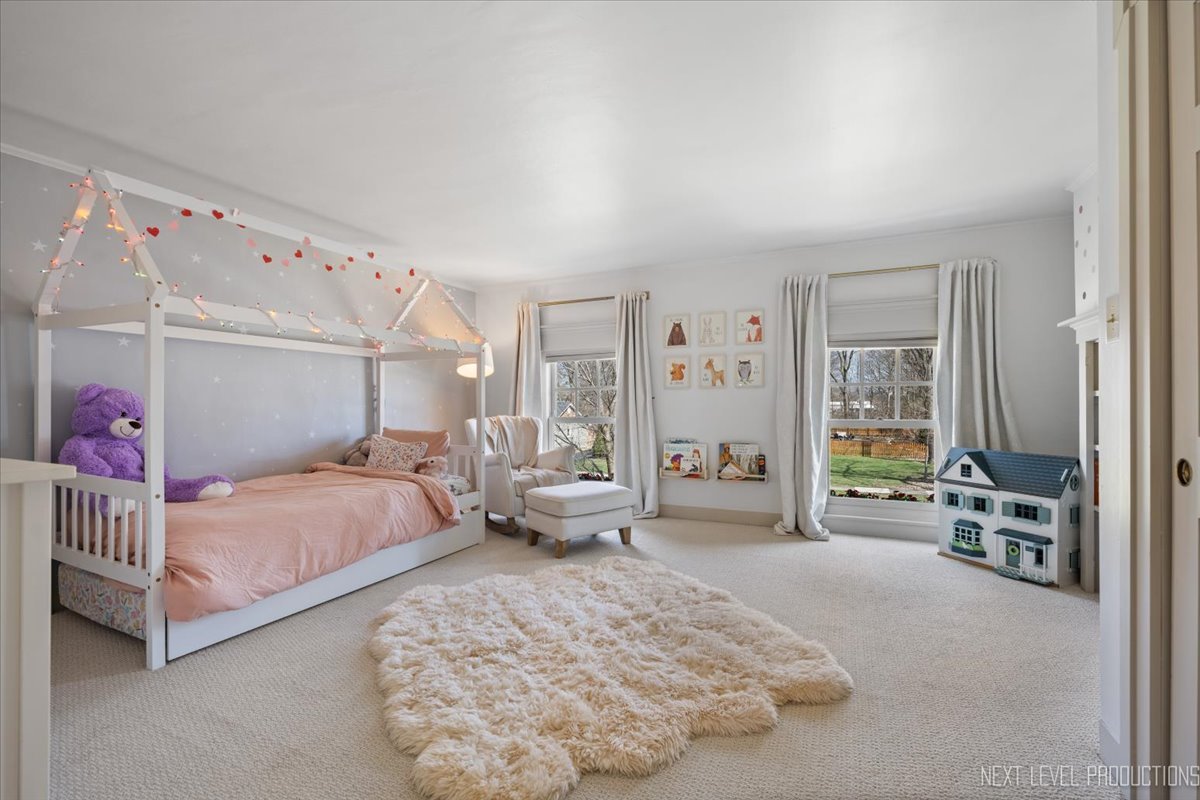 125 S Lincoln Street