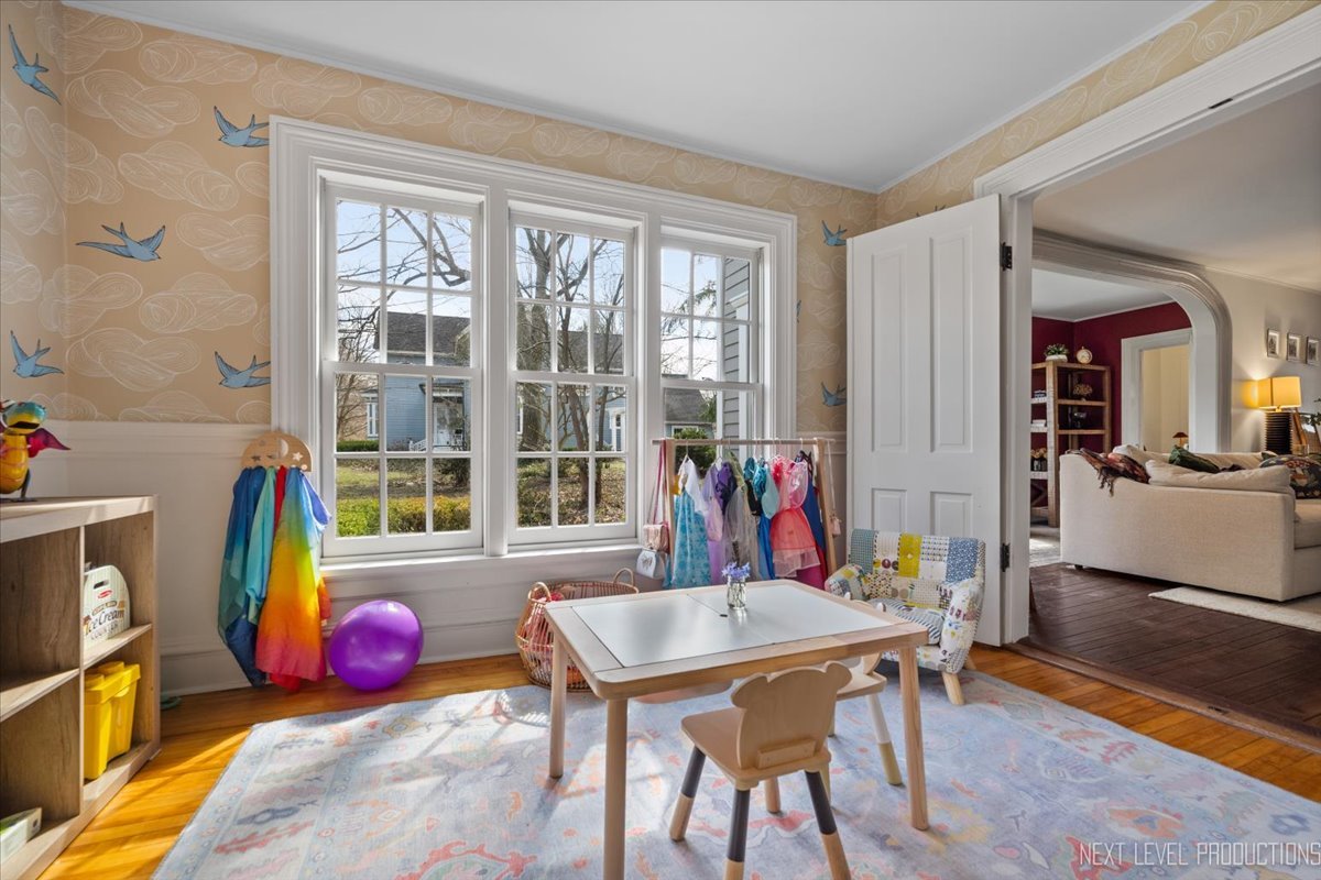 125 S Lincoln Street