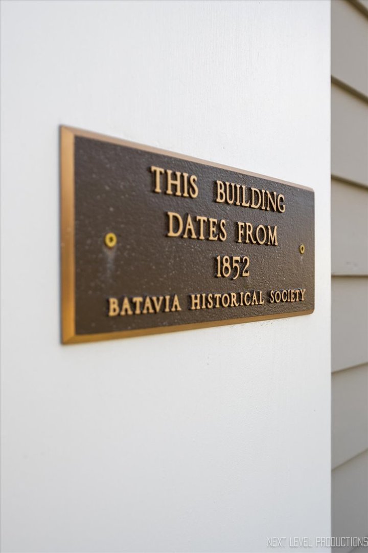 125 S Lincoln Street