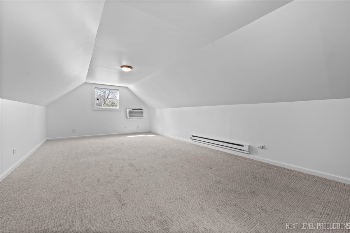 125 S Lincoln Street