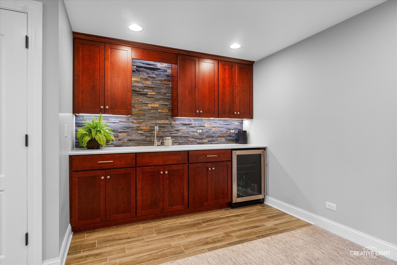 39W841 S Hathaway Lane