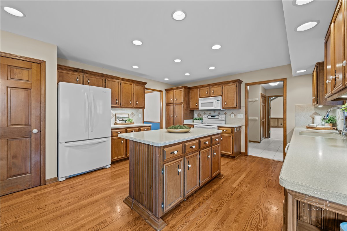 979 Millview Drive