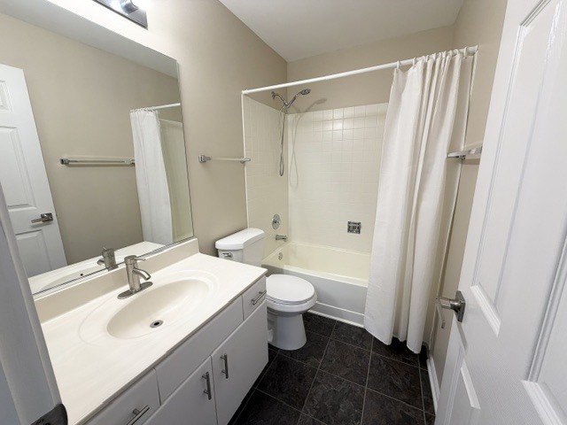 522 Peebles Court E Unit: 522