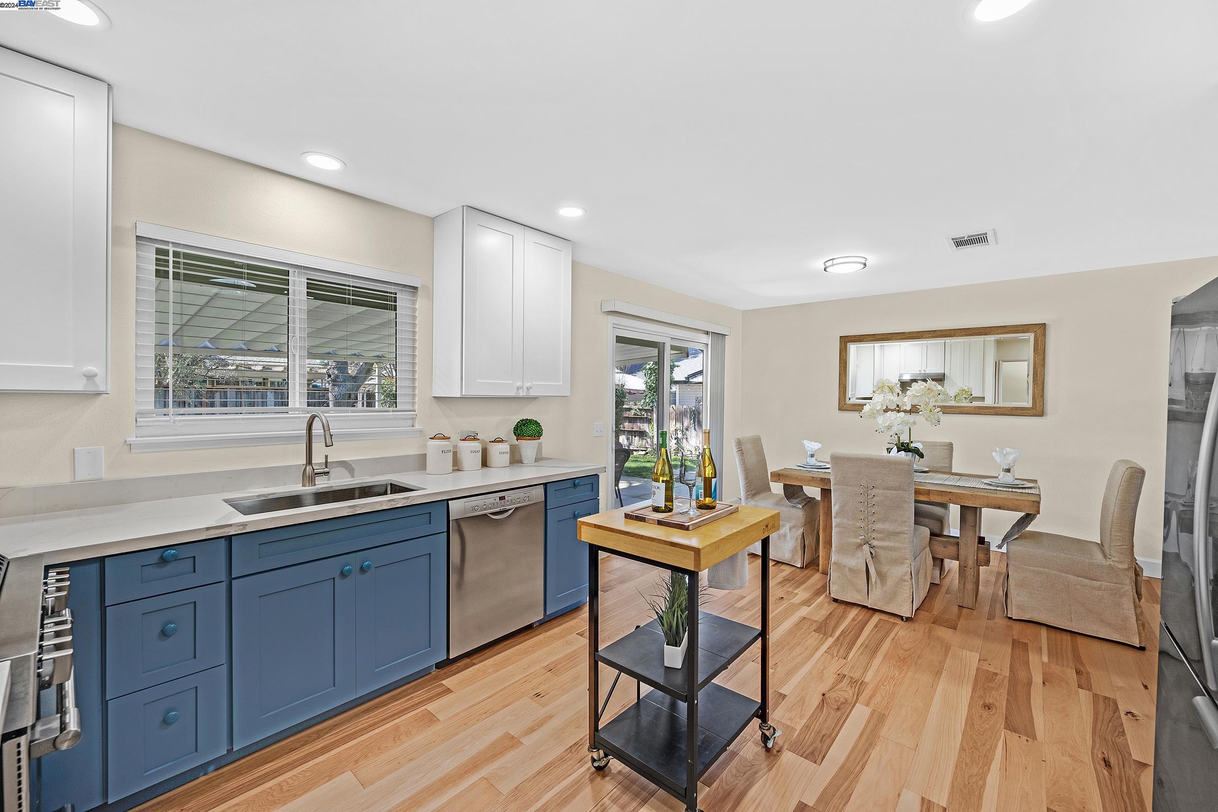 1260 Hibiscus Way