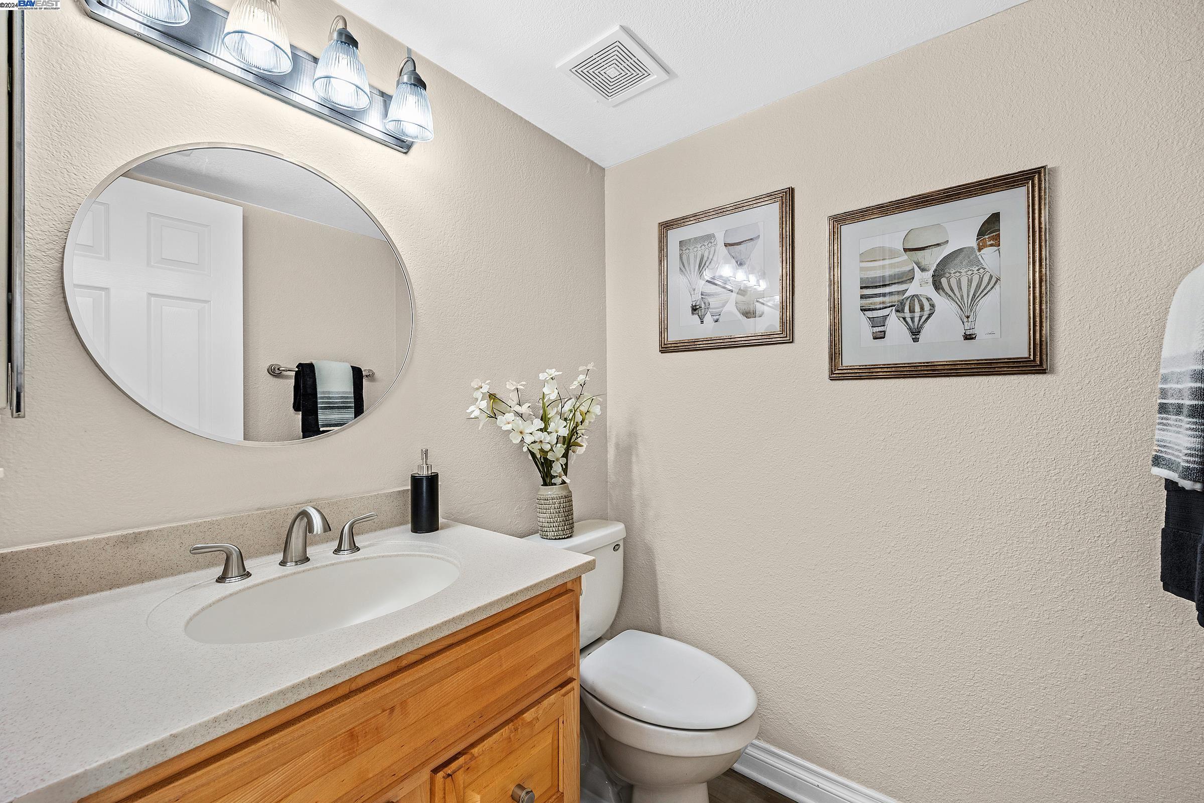 1251 Spring Valley Cmn