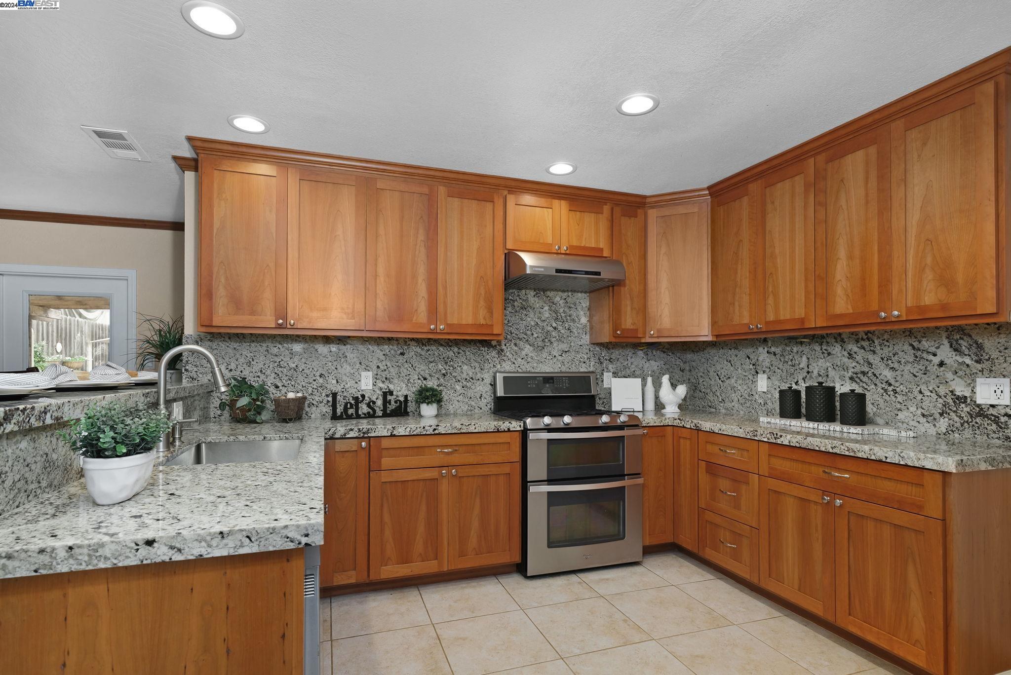 2594 Stanton Hill Rd