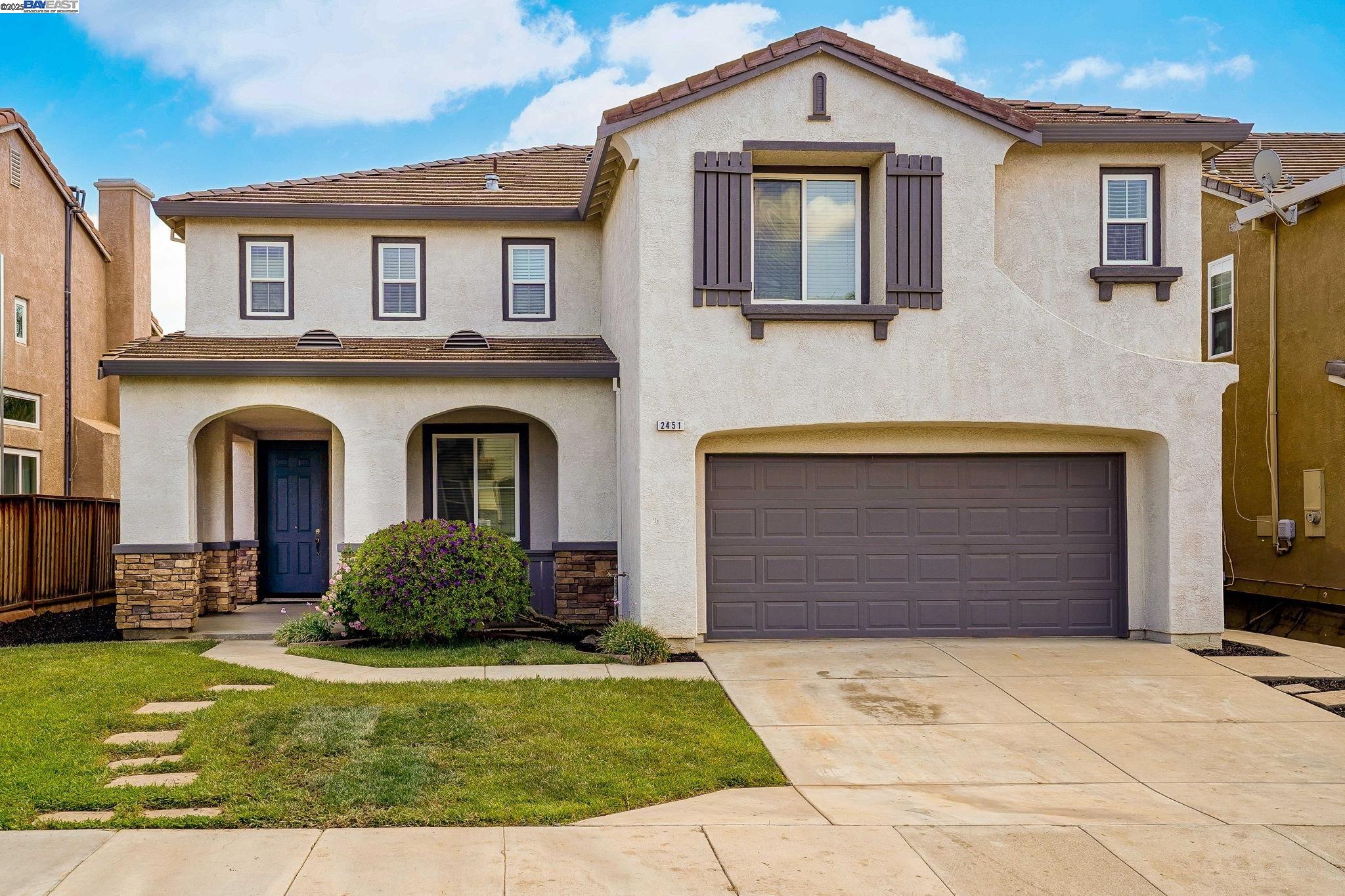 2451 Aberdeen Ln