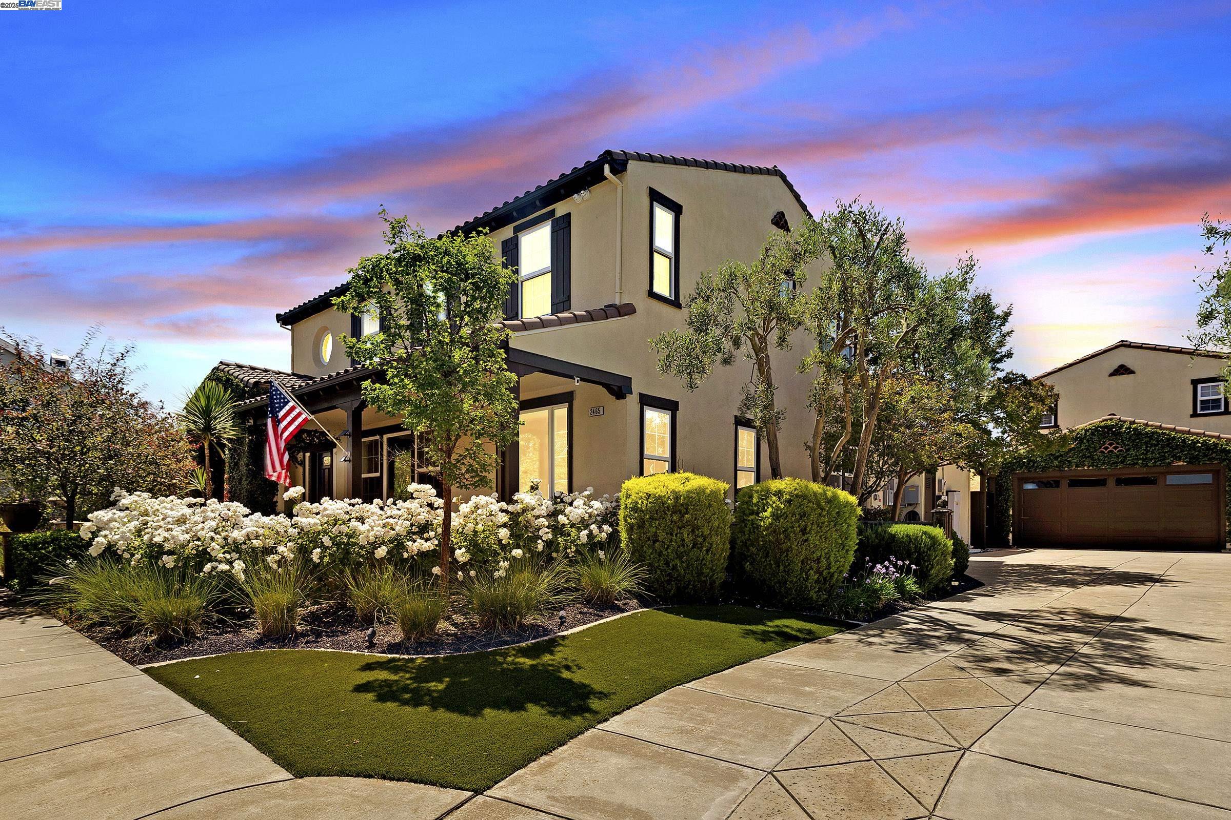 2465 Belmont Dr