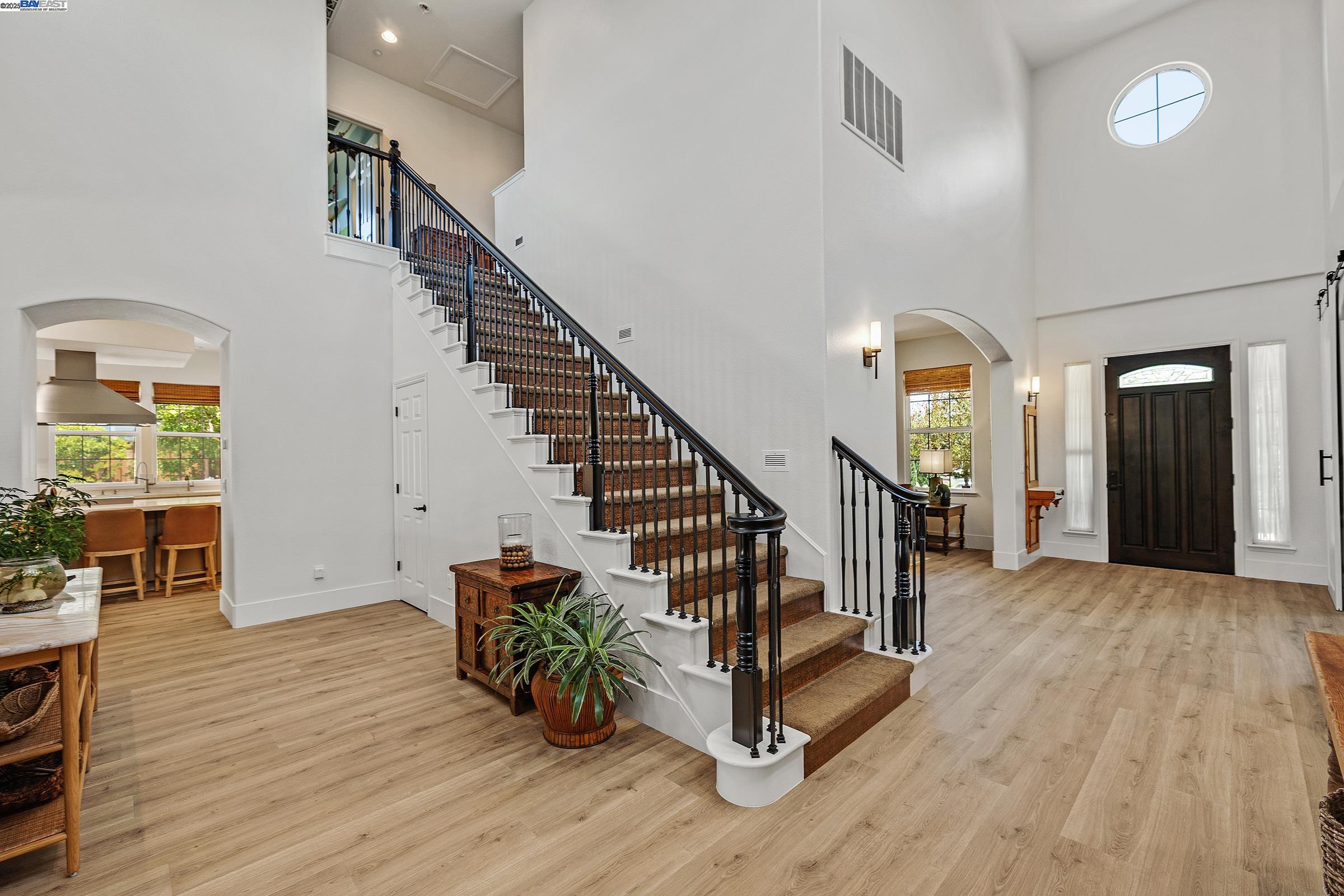 2465 Belmont Dr