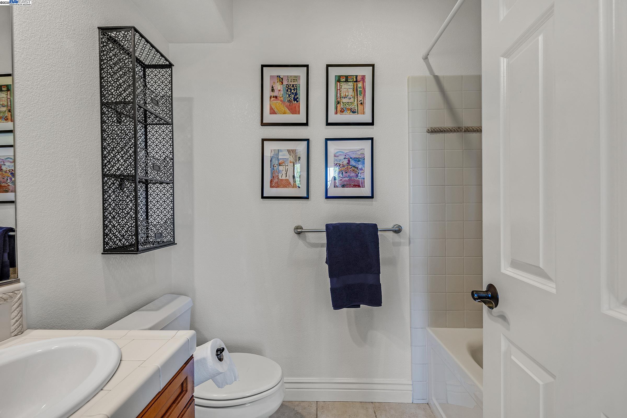 2465 Belmont Dr