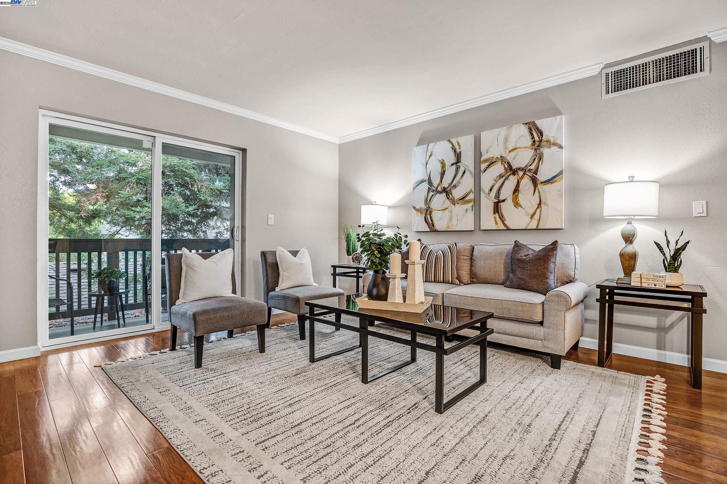 3845 Vineyard Ave # F, Pleasanton Unit: F