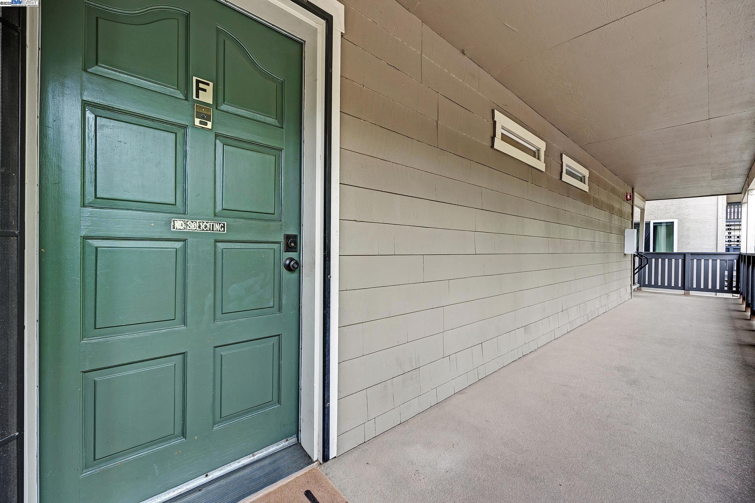 3845 Vineyard Ave # F