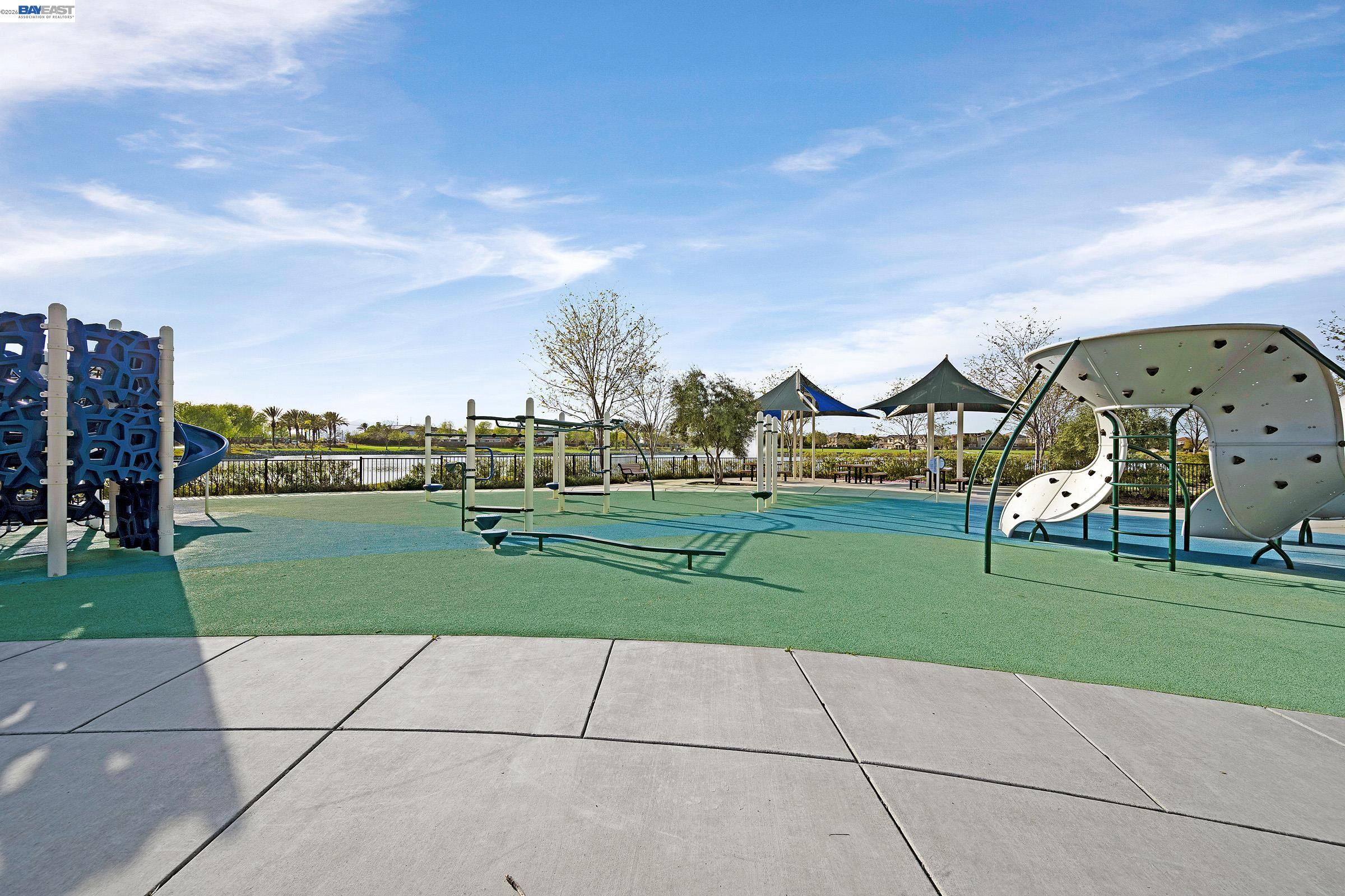 8219 Brookhaven Cir