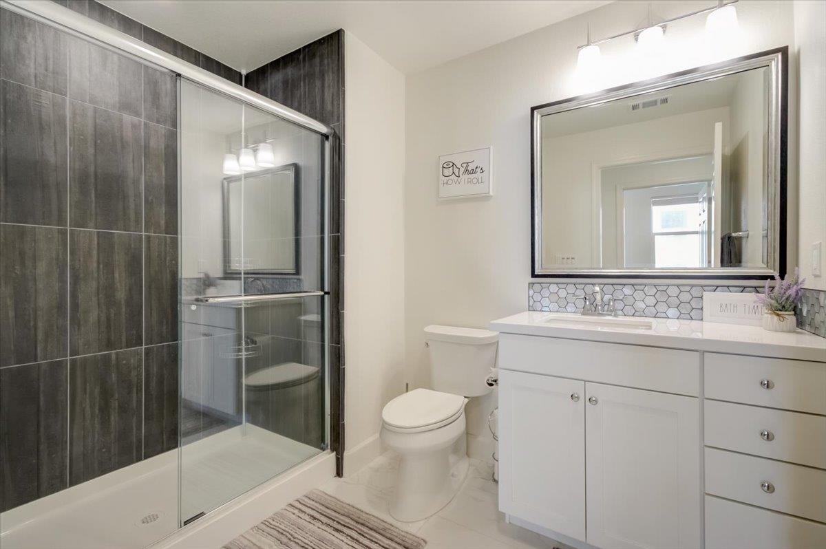 115 Agustin Narvaez Street Unit: 7