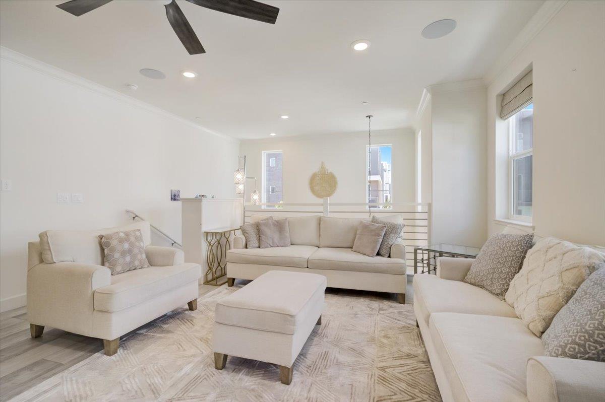 115 Agustin Narvaez Street Unit: 7