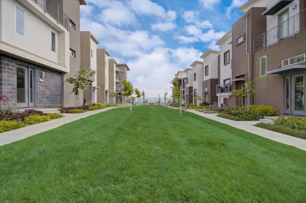 115 Agustin Narvaez Street Unit: 7