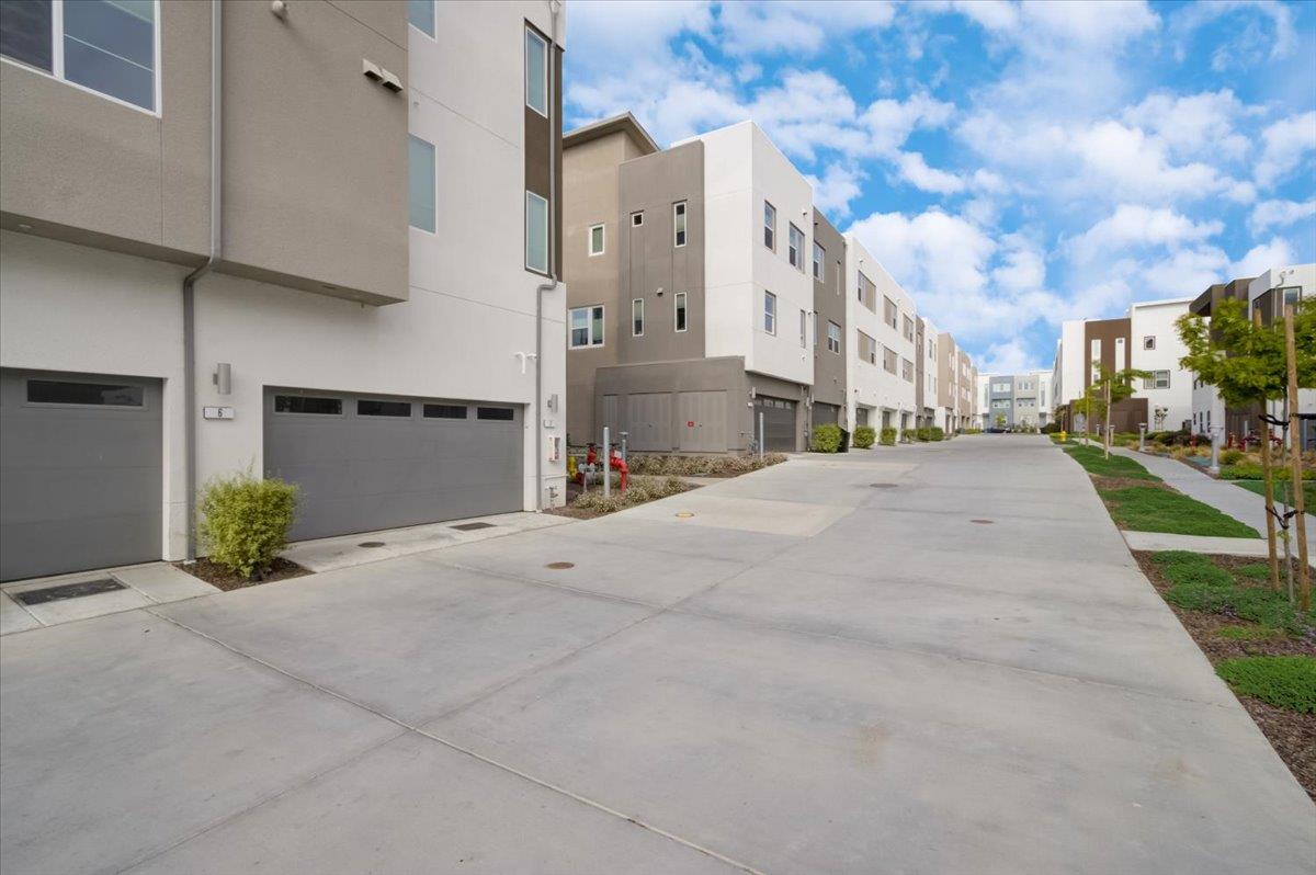 115 Agustin Narvaez Street Unit: 7