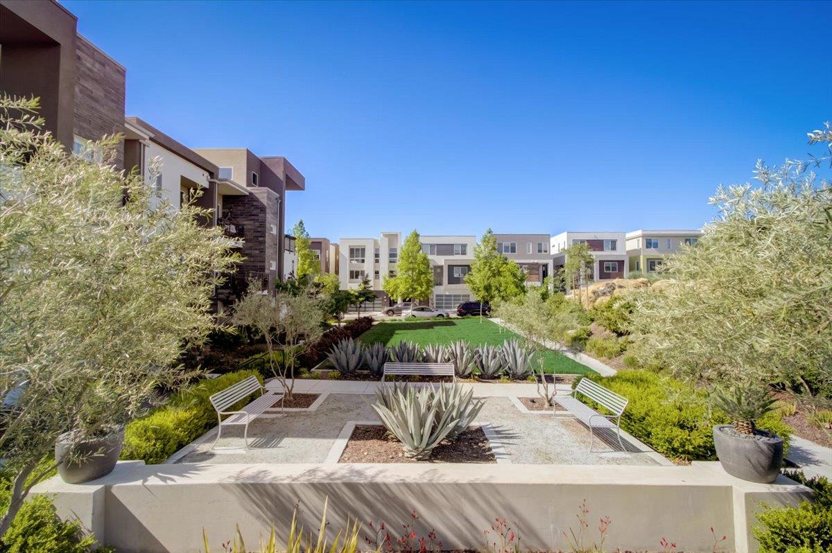 115 Agustin Narvaez Street Unit: 7