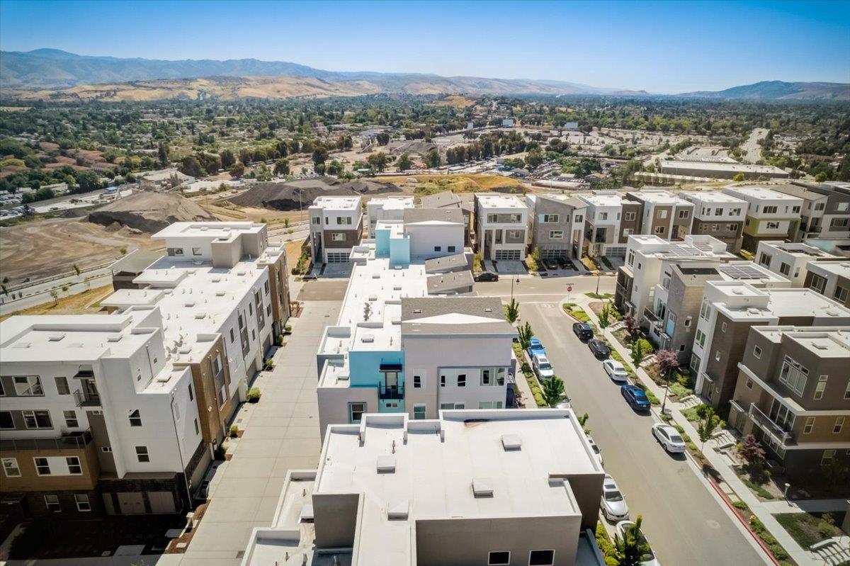 115 Agustin Narvaez Street Unit: 7