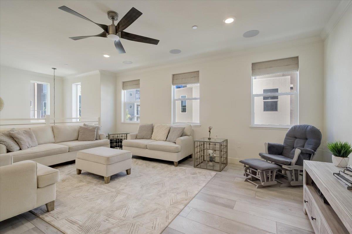 115 Agustin Narvaez Street Unit: 7