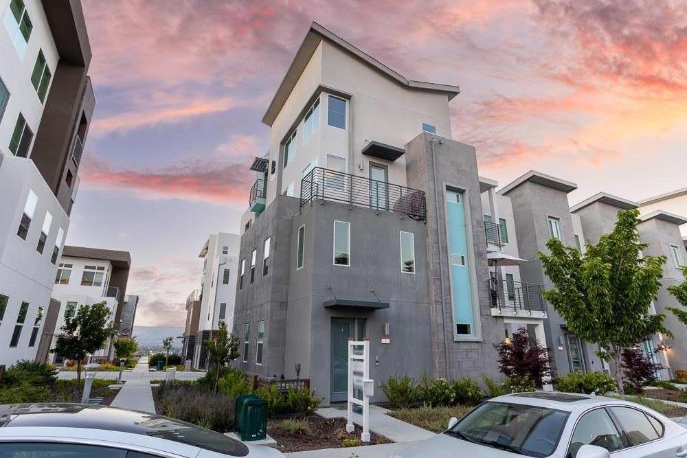115 Agustin Narvaez Street Unit: 7