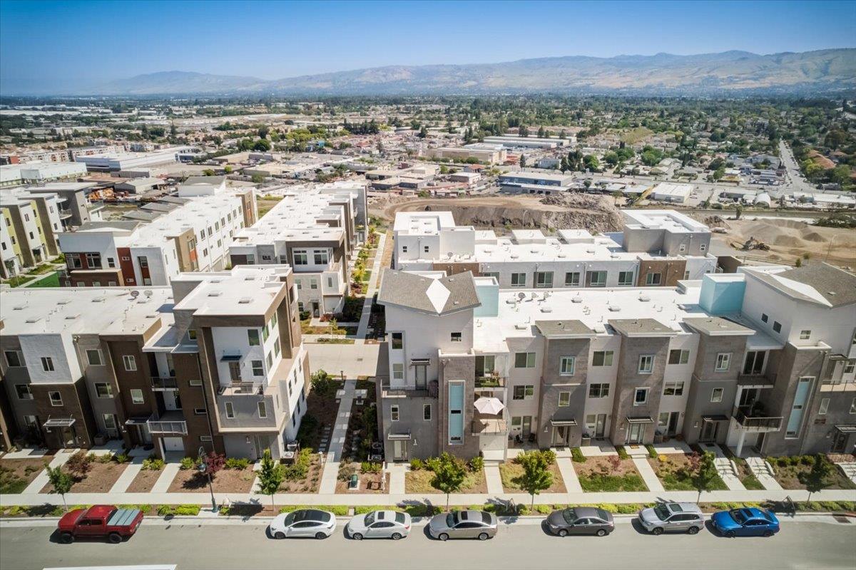115 Agustin Narvaez Street Unit: 7