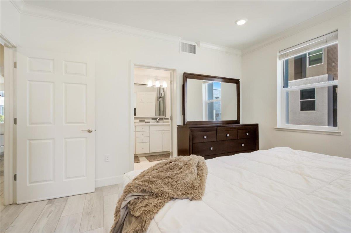 115 Agustin Narvaez Street Unit: 7