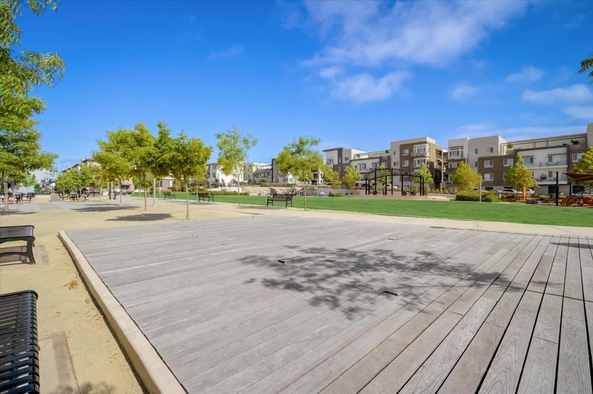115 Agustin Narvaez Street Unit: 7