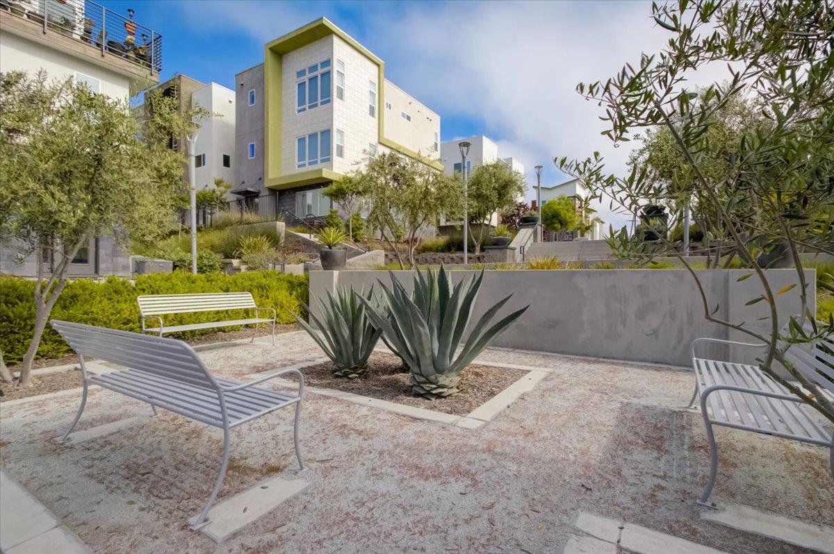 115 Agustin Narvaez Street Unit: 7