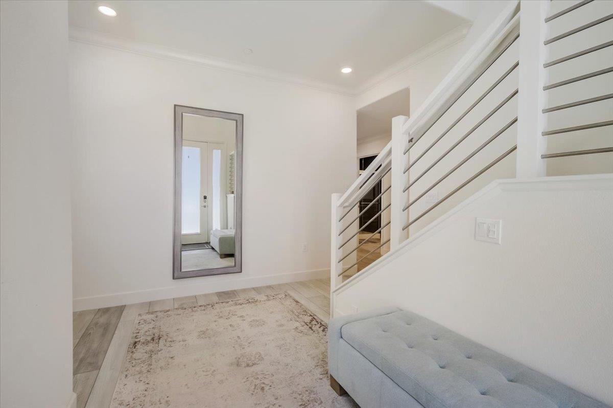 115 Agustin Narvaez Street Unit: 7