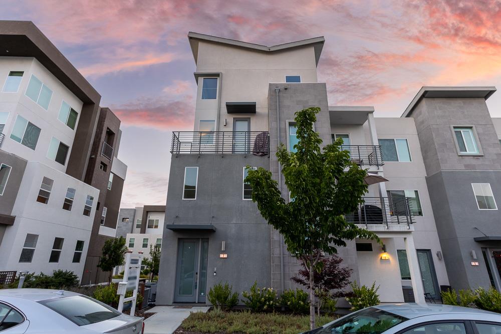 115 Agustin Narvaez Street Unit: 7