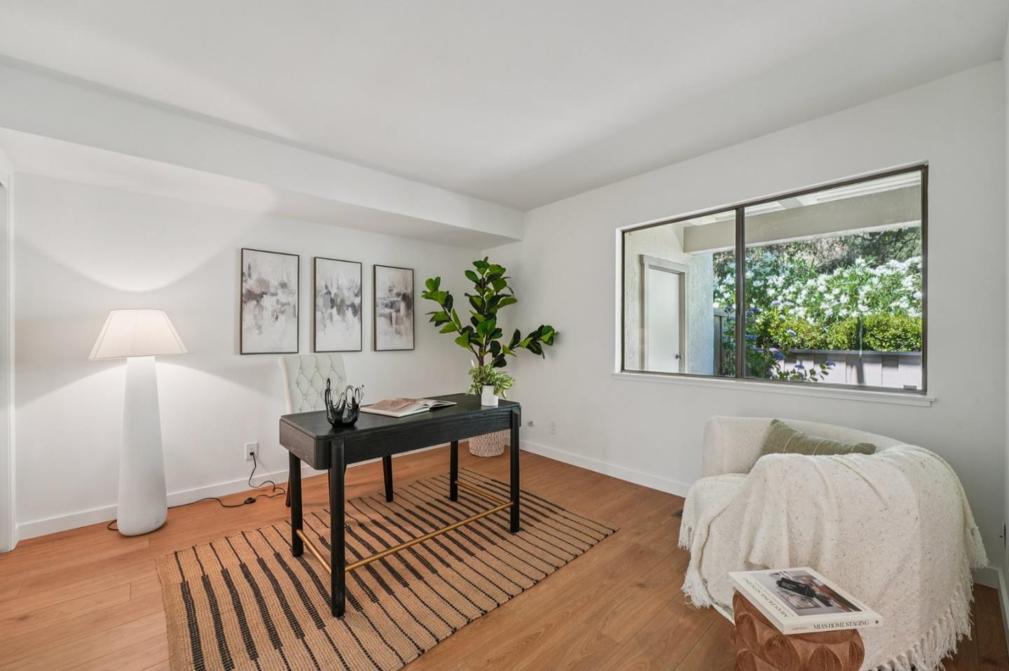 5286 Cribari Heights