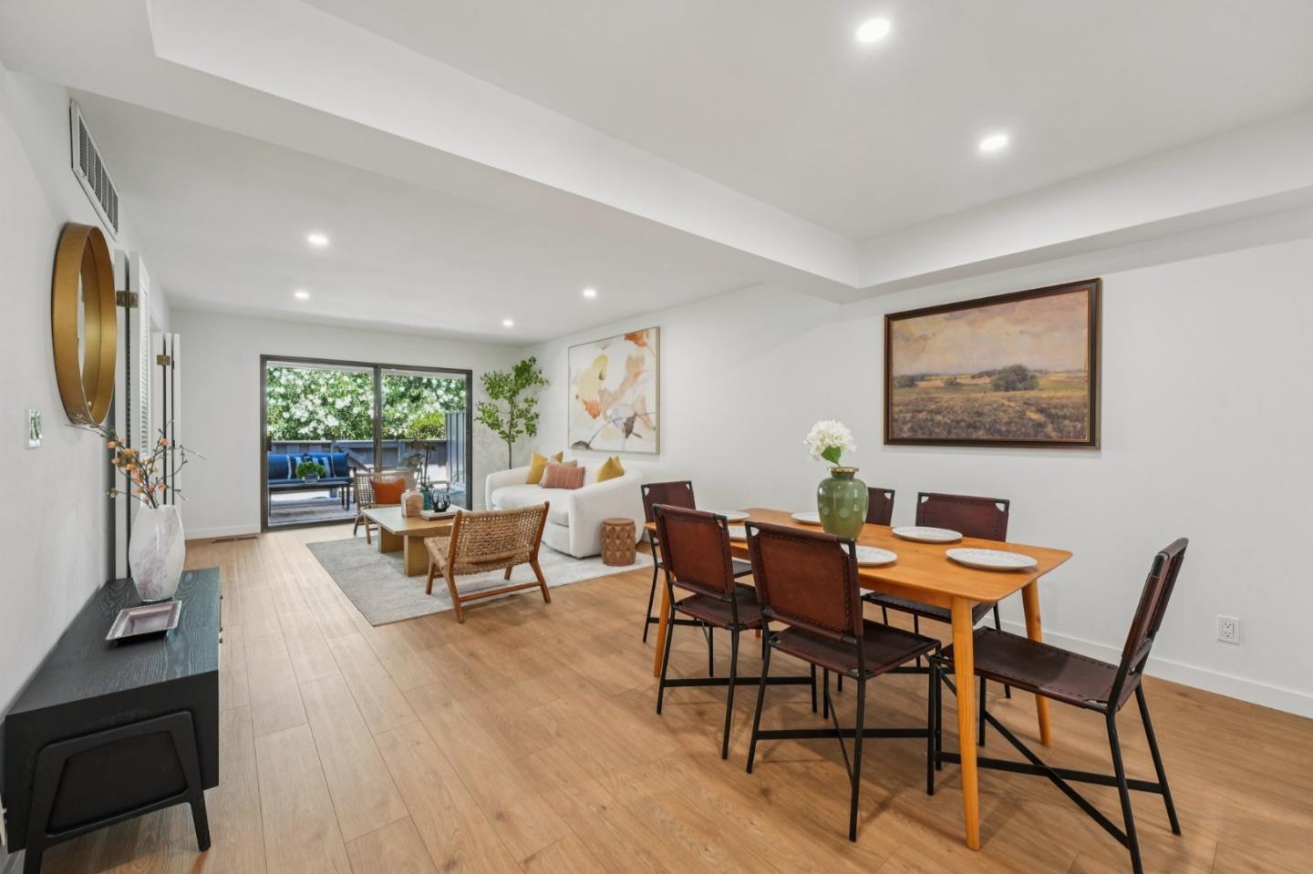 5286 Cribari Heights