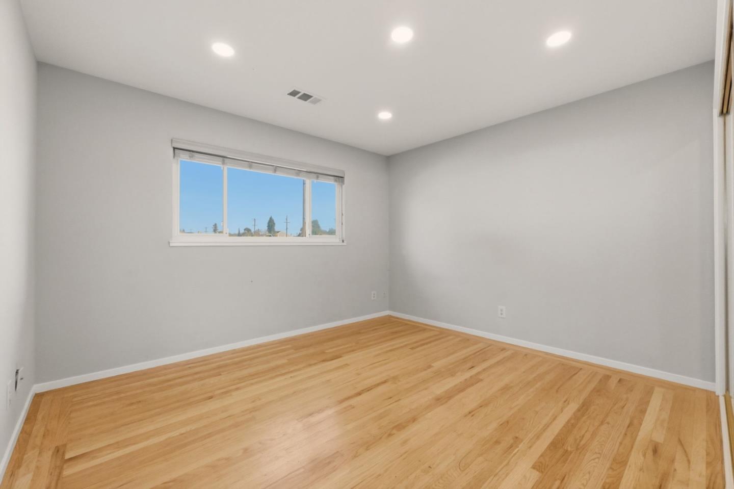 1846 Los Padres Boulevard