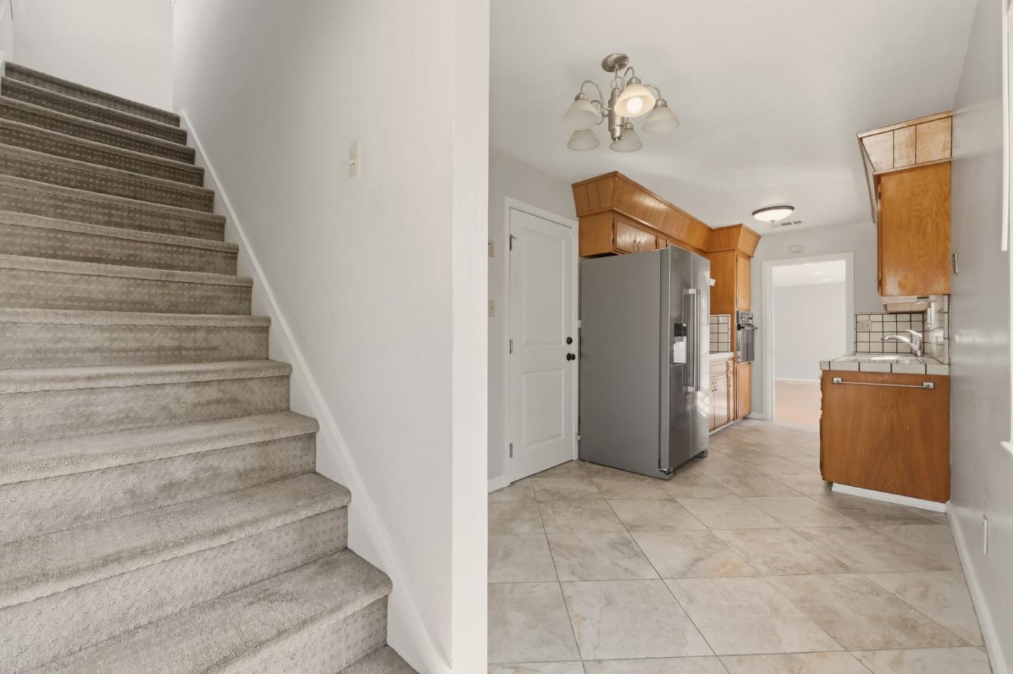 1846 Los Padres Boulevard