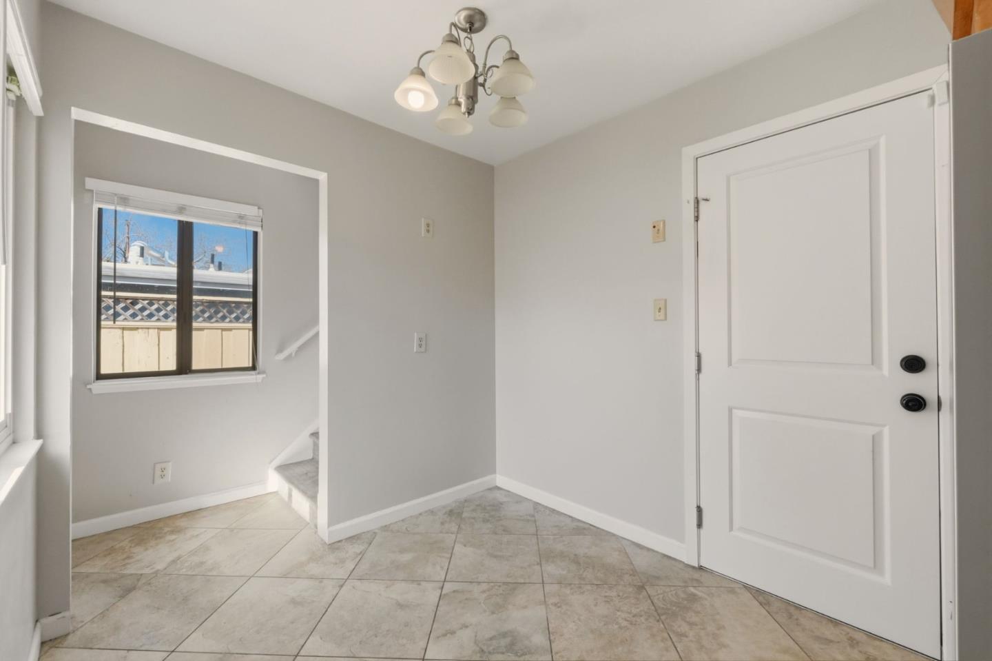 1846 Los Padres Boulevard