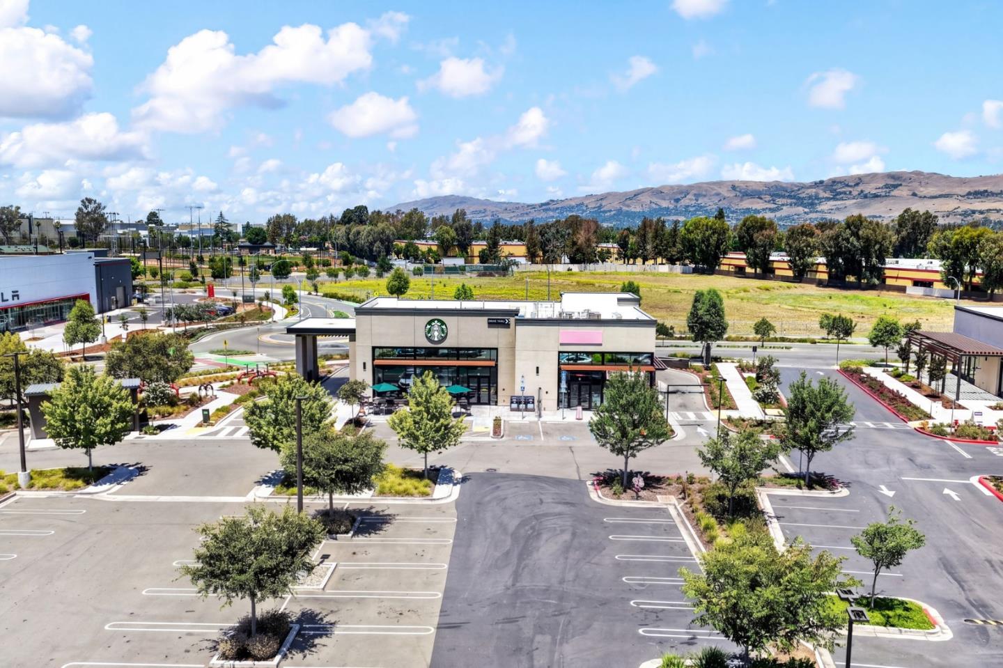 2752 Millbrae Way