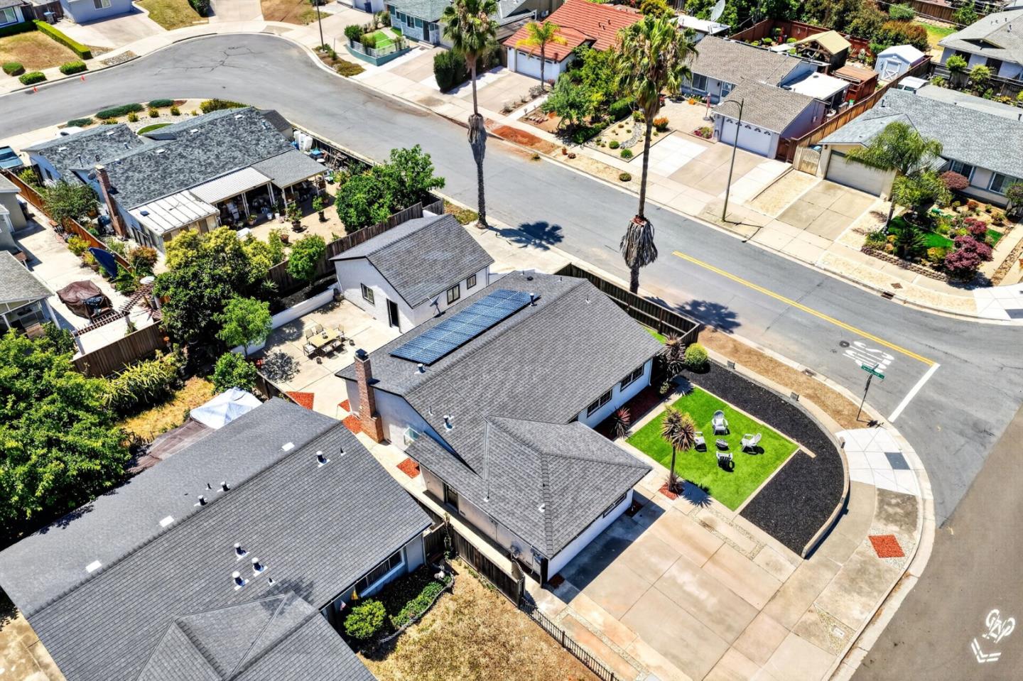 2752 Millbrae Way