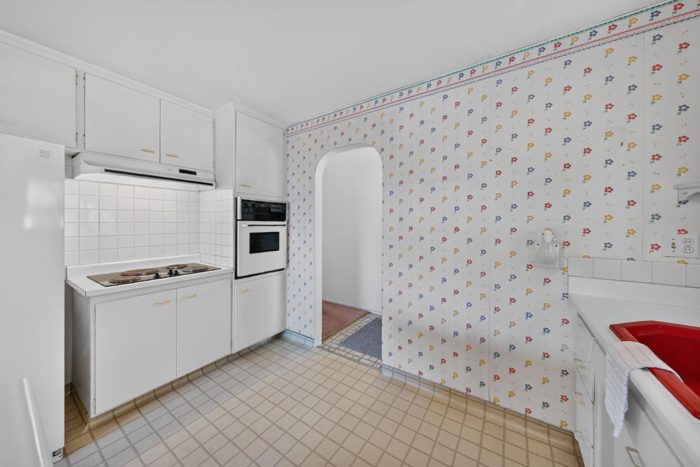 1668 Cassiar Drive