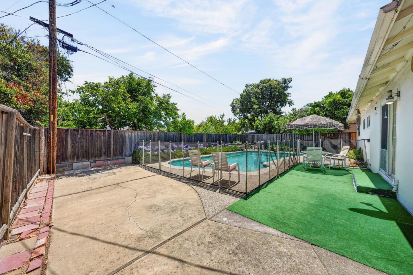 1668 Cassiar Drive
