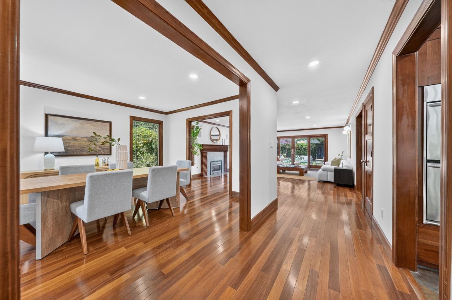 1490 Santa Inez DR