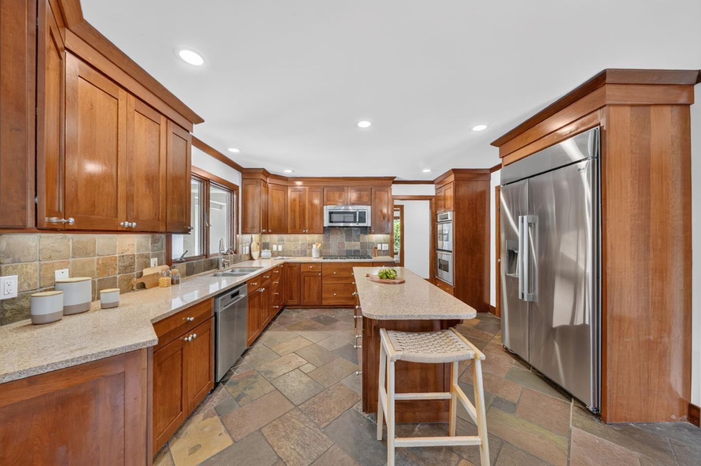 1490 Santa Inez DR