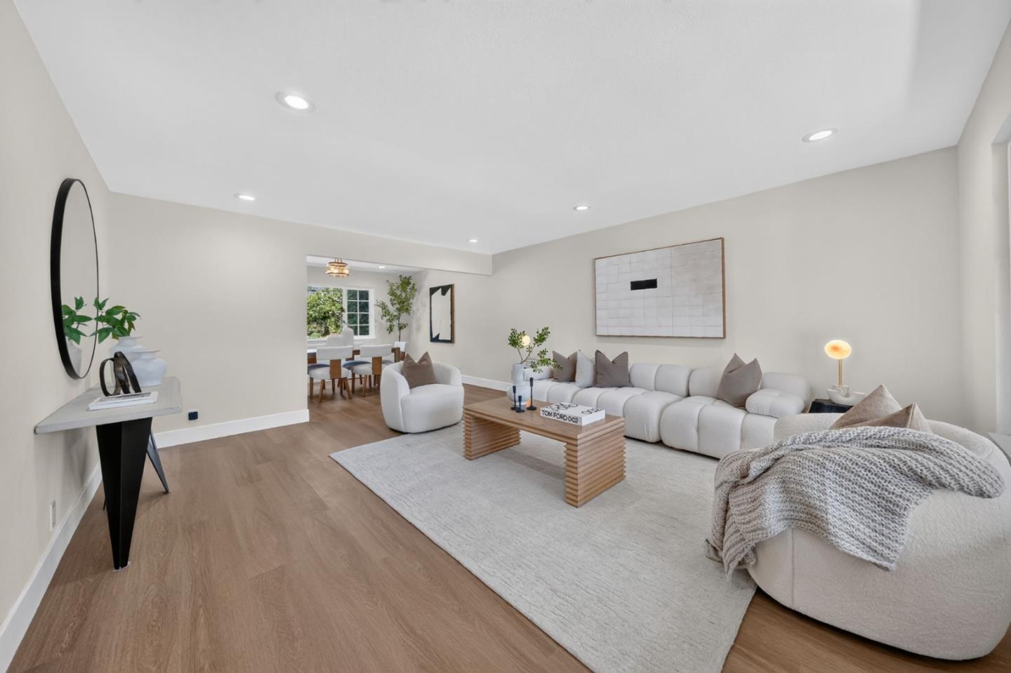 1031 Mount Darwin DR