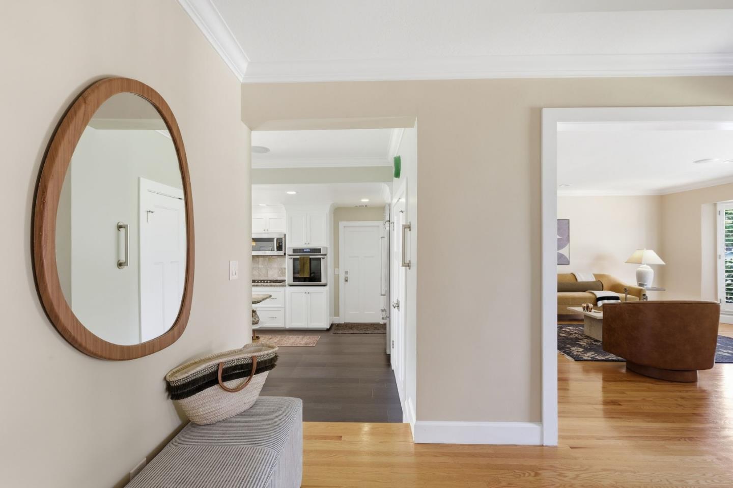 116 Meadowbrook DR